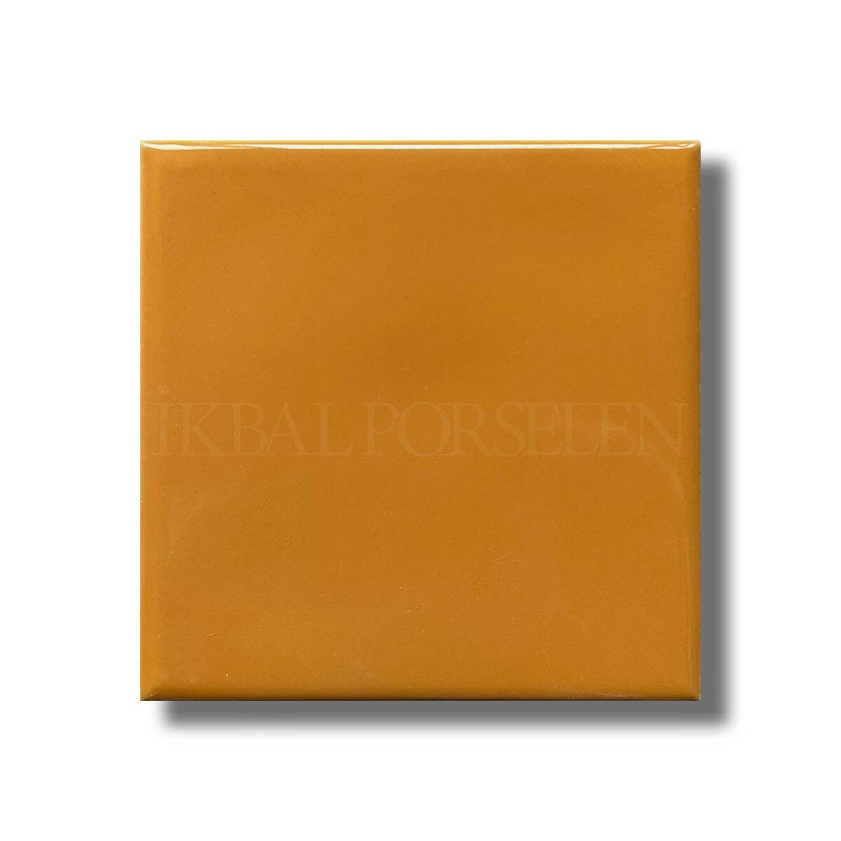 pastel renkli seramik